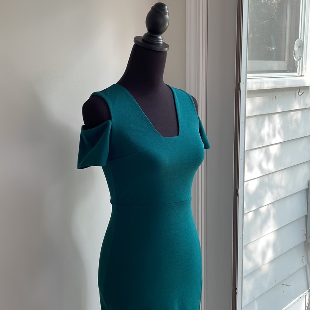 Emerald green open shoulder cocktail dress, Size 0